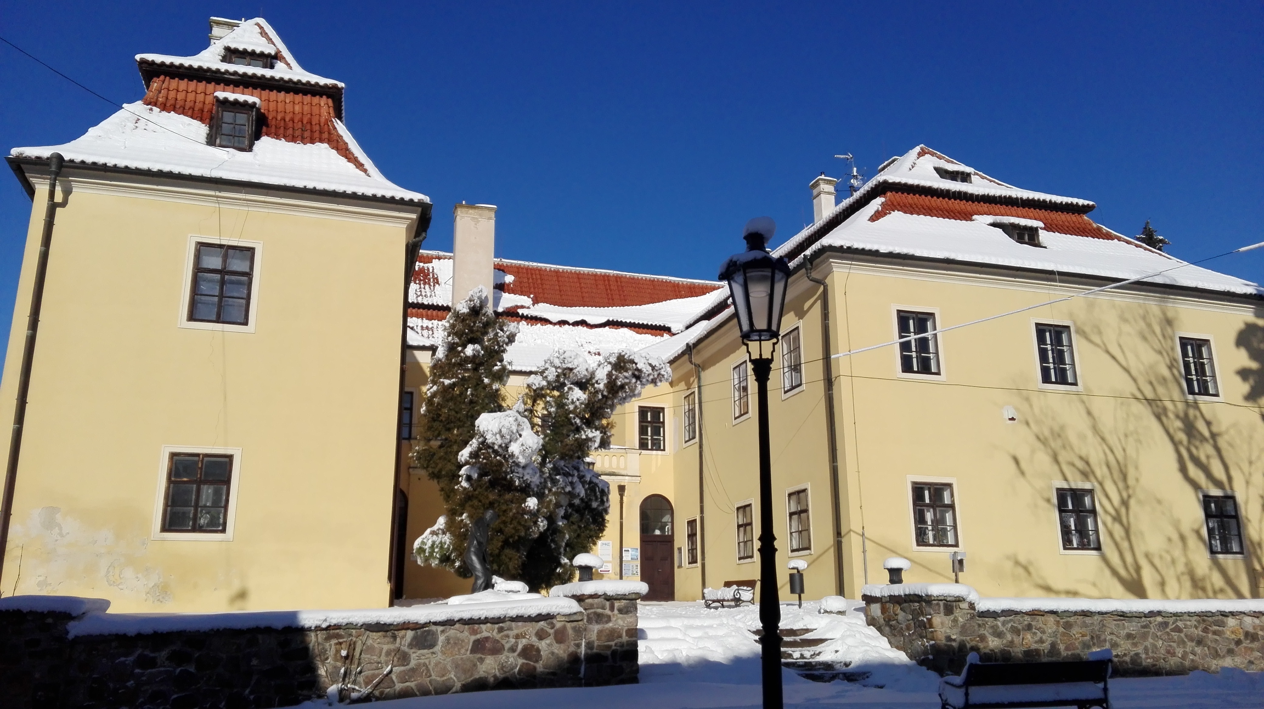 stary_zamek_horovice_v_zime_foto_ilustracni_muzeum_horovicka